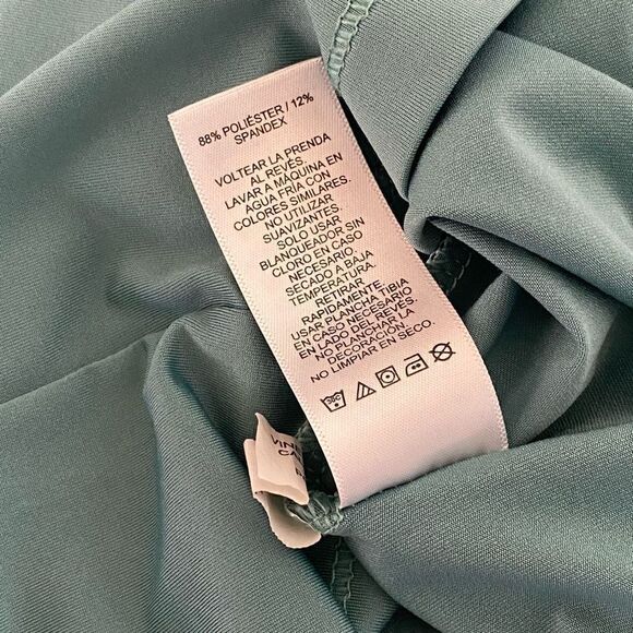 Vineyard Vines boys long sleeve performance tee XL 18 - Picture 5 of 11